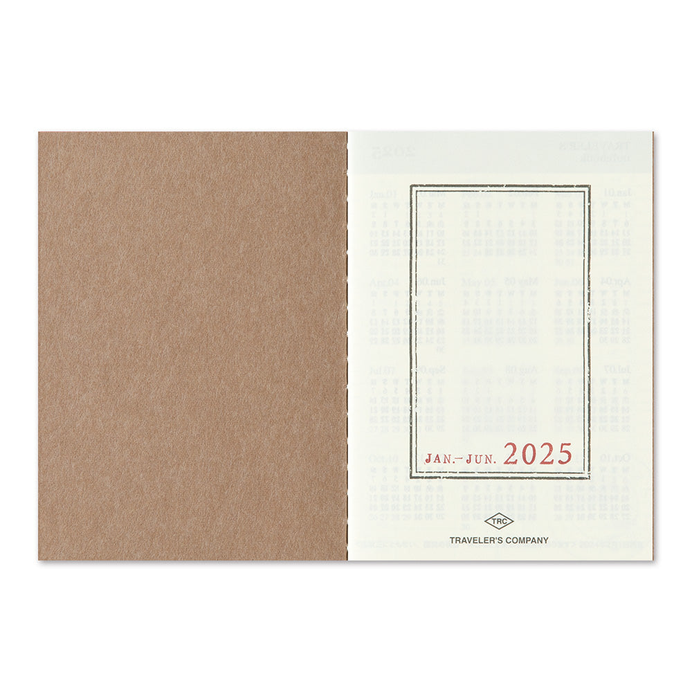 TRAVELER'S notebook Passport Size Refill 2025 Weekly - Image 3