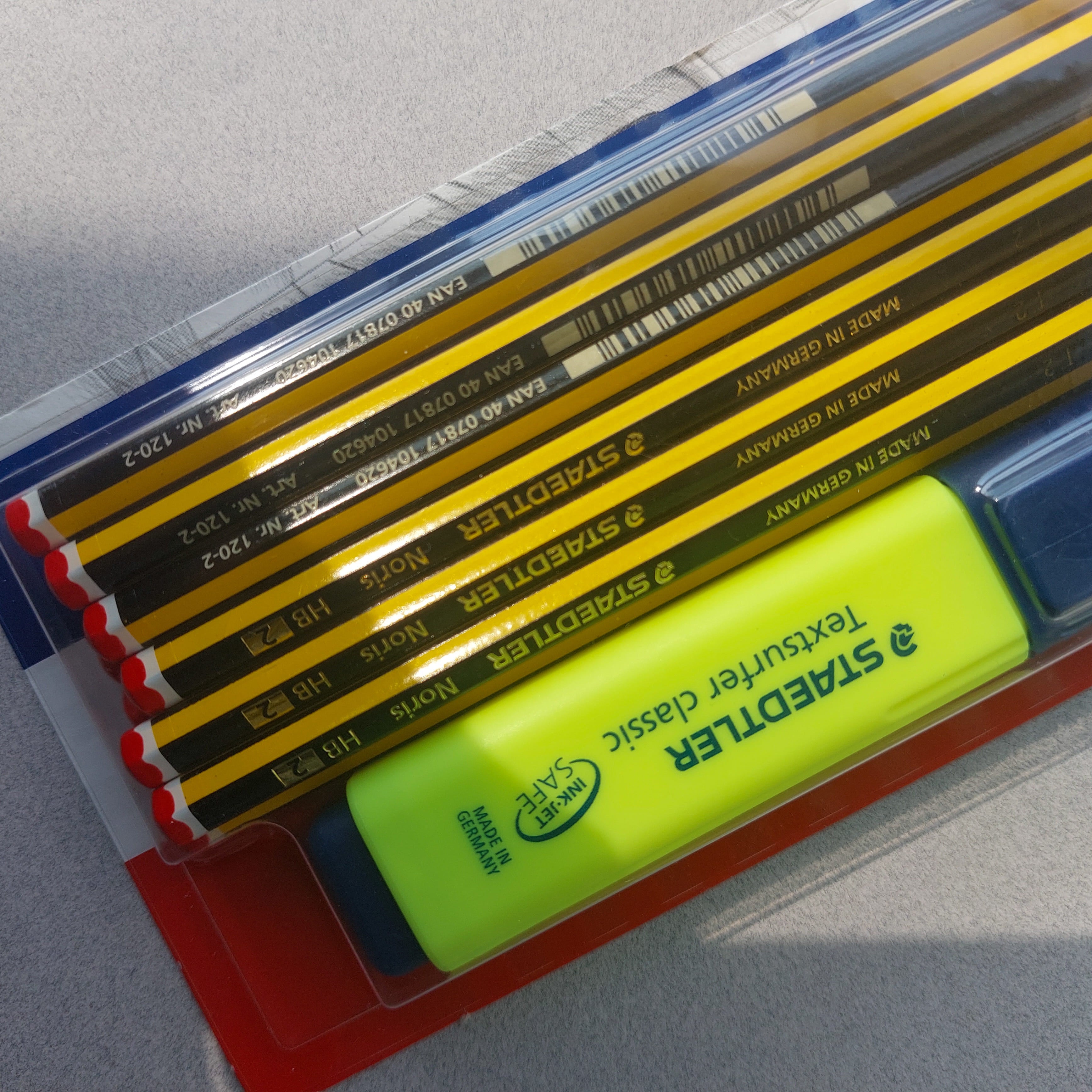 Staedtler Noris HB Pencils (12 pcs set) with Bonus Neon Highlighter - Image 2